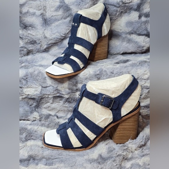 Marc Fisher Shoes - NWB Marc Fisher Fynlee Sandals Dark Blue Suede Cage Block Heel Womens 10